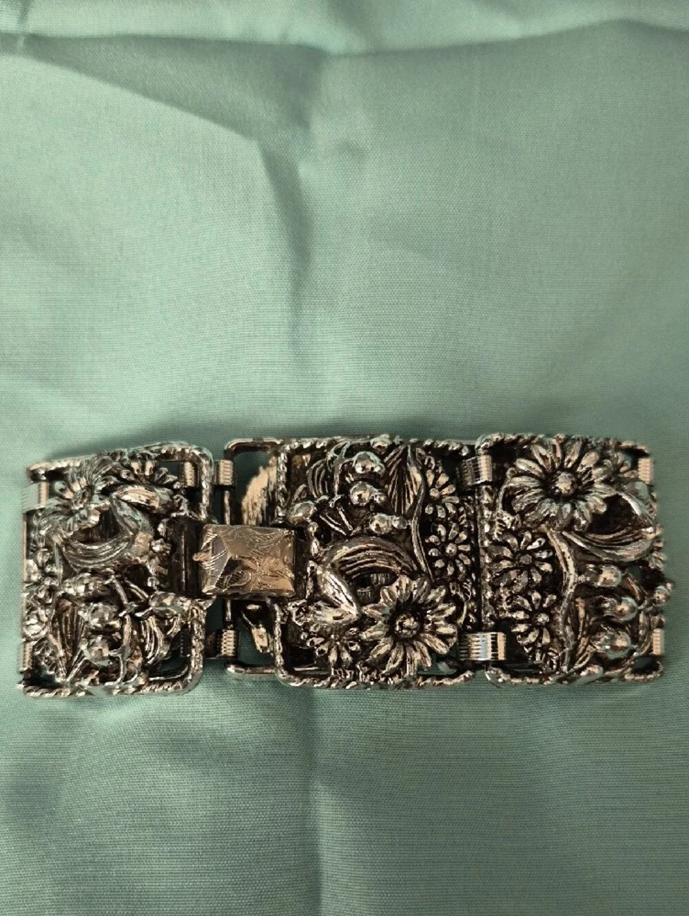 Sarah Coventry Silver-Tone Floral Panel Bracelet